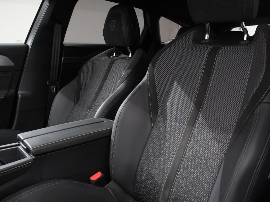 Peugeot 308 1.2 PureTech GT thumbnail 10