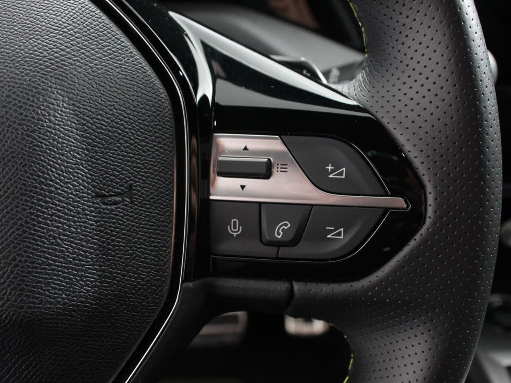 Peugeot 308 1.2 PureTech GT thumbnail 16