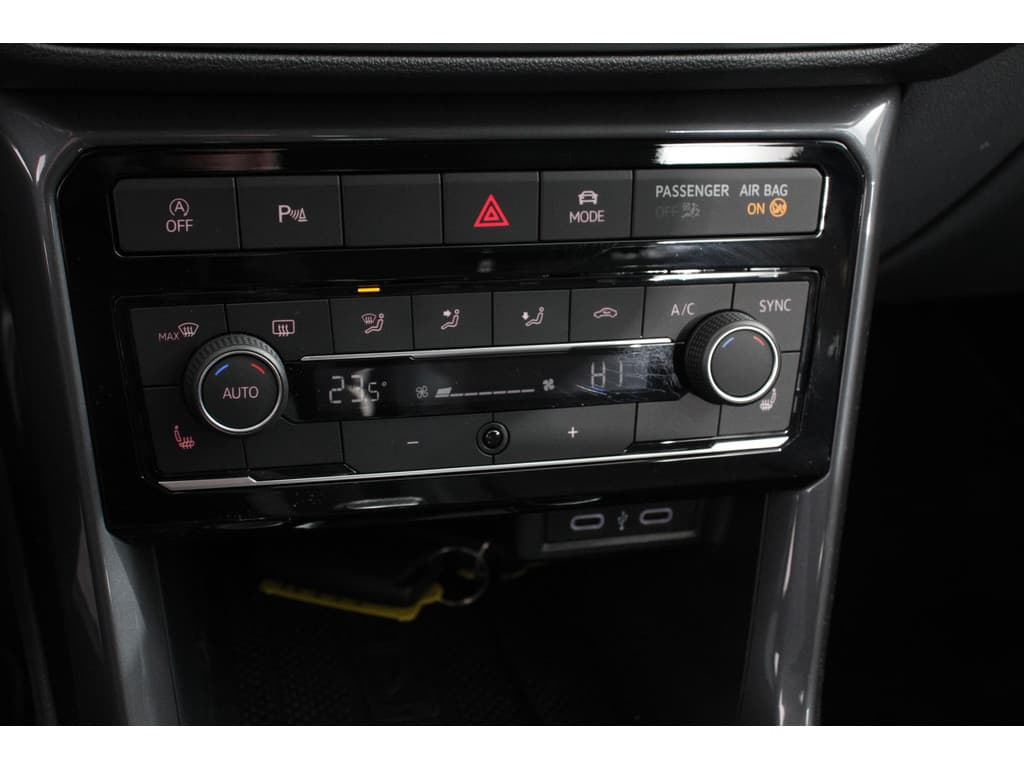 Volkswagen T-Cross 1.5 TSI DSG Style Team thumbnail 17