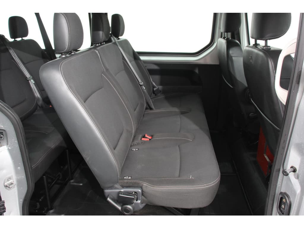 Renault Trafic Passenger 1.6 dCi Grand Authentique Energy thumbnail 11