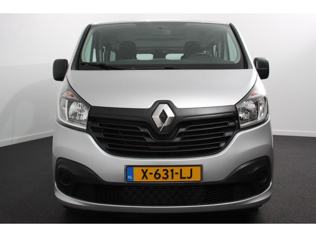 Renault Trafic Passenger 1.6 dCi Grand Authentique Energy thumbnail 3