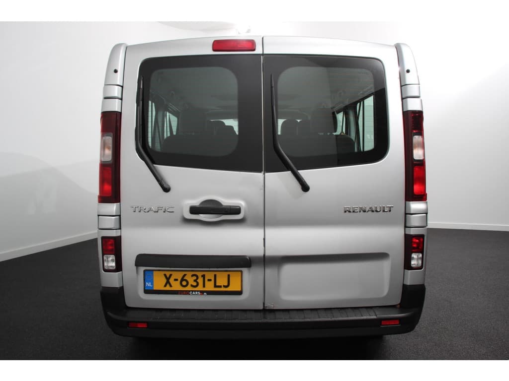 Renault Trafic Passenger 1.6 dCi Grand Authentique Energy thumbnail 4