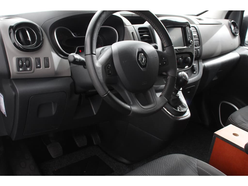 Renault Trafic Passenger 1.6 dCi Grand Authentique Energy thumbnail 8