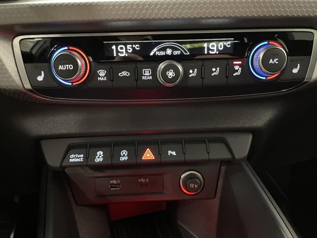 Audi A1 Sportback 2.0T 200 pk Aut. 40 TFSI S Line thumbnail 18