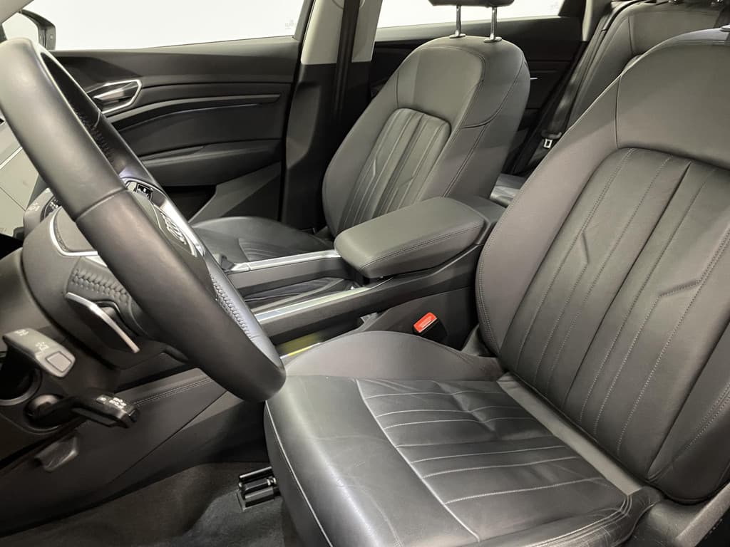 Audi E-tron e-tron 50 quattro Launch edition plus 71 kWh thumbnail 13