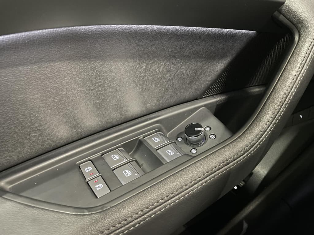 Audi E-tron e-tron 50 quattro Launch edition plus 71 kWh thumbnail 17