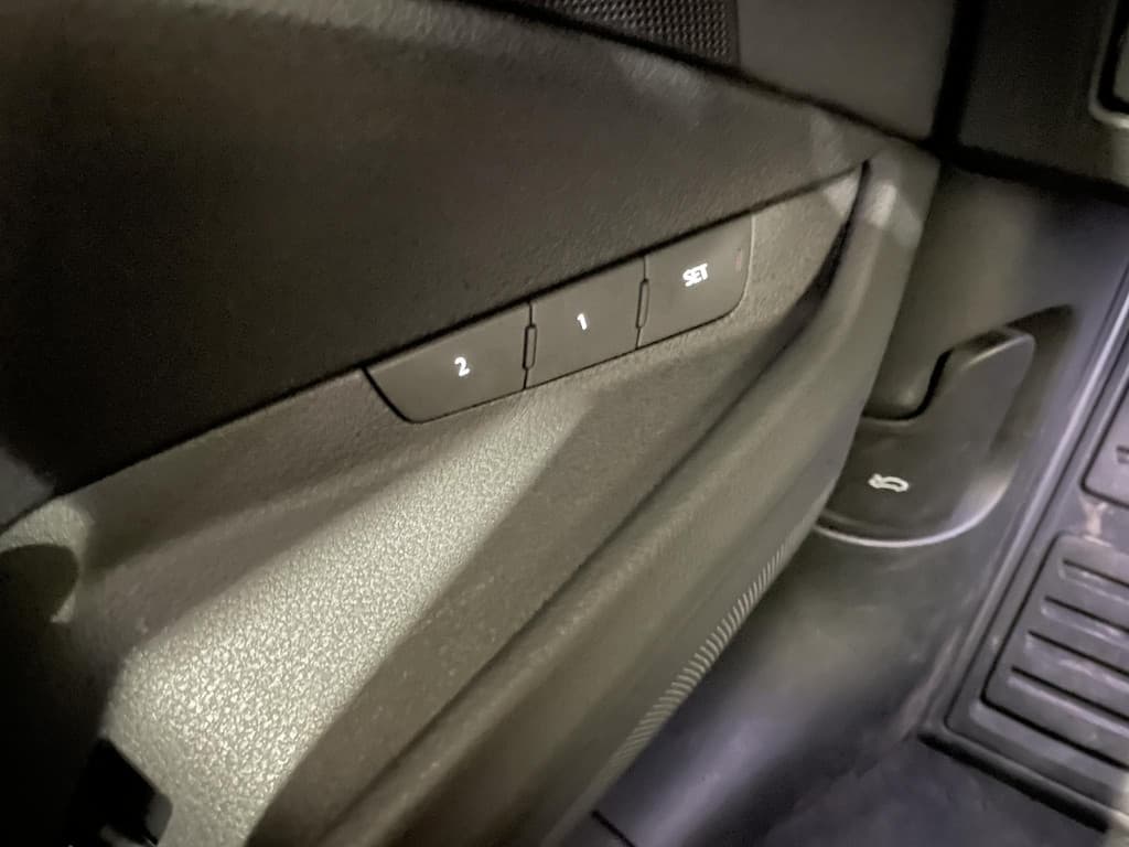 Audi E-tron e-tron 50 quattro Launch edition plus 71 kWh thumbnail 18