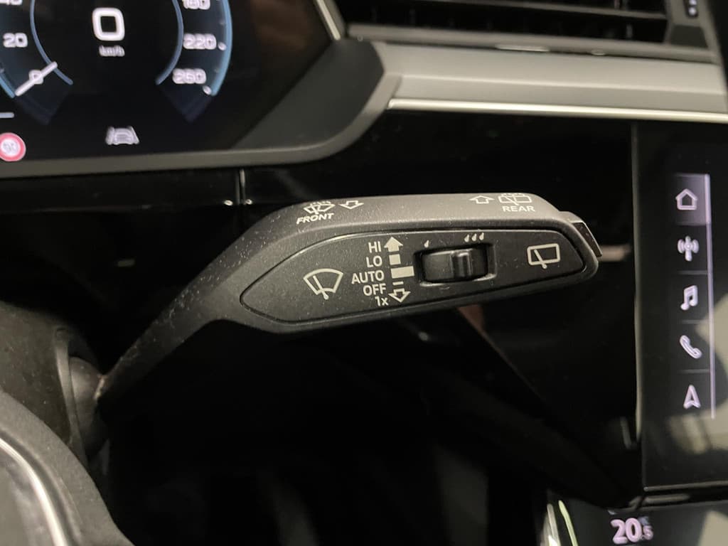 Audi E-tron e-tron 50 quattro Launch edition plus 71 kWh thumbnail 27