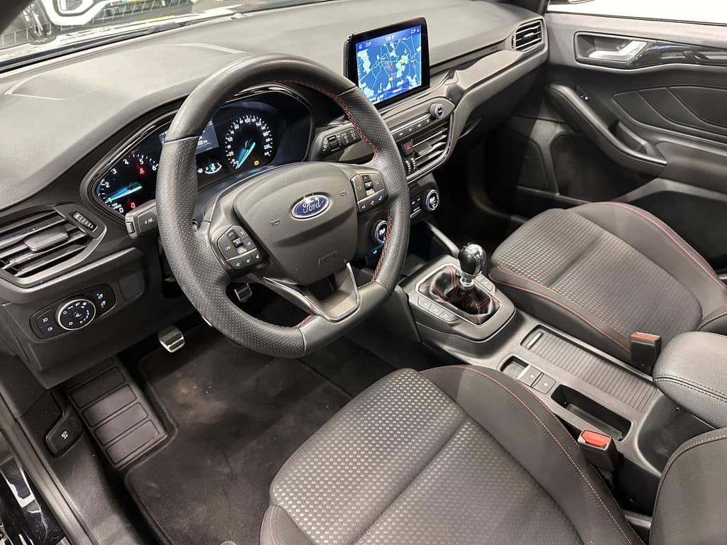 Ford FOCUS Wagon 1.0 EcoBoost 125pk Hybrid ST-Line thumbnail 13