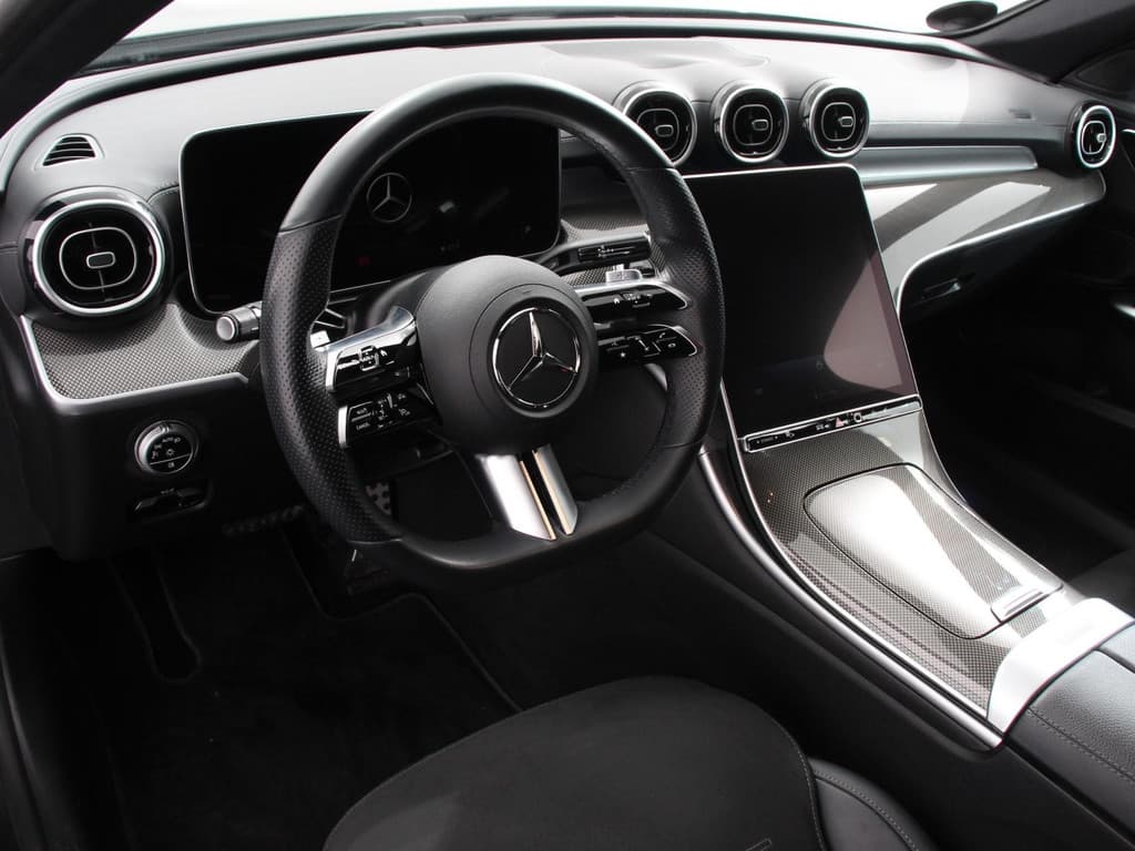 Mercedes-Benz C-Klasse Estate 200 AMG Line thumbnail 2