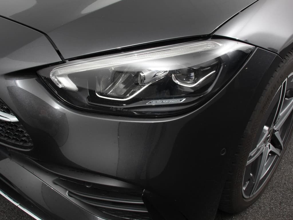 Mercedes-Benz C-Klasse Estate 200 AMG Line thumbnail 31