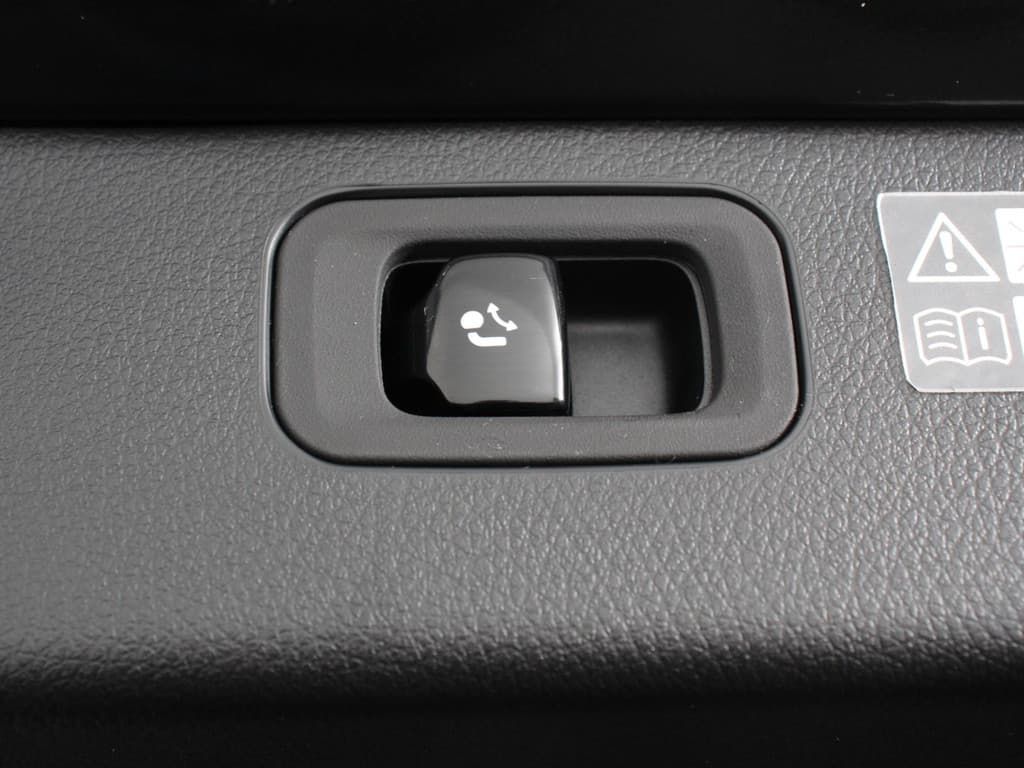 Mercedes-Benz C-Klasse Estate 200 AMG Line thumbnail 34