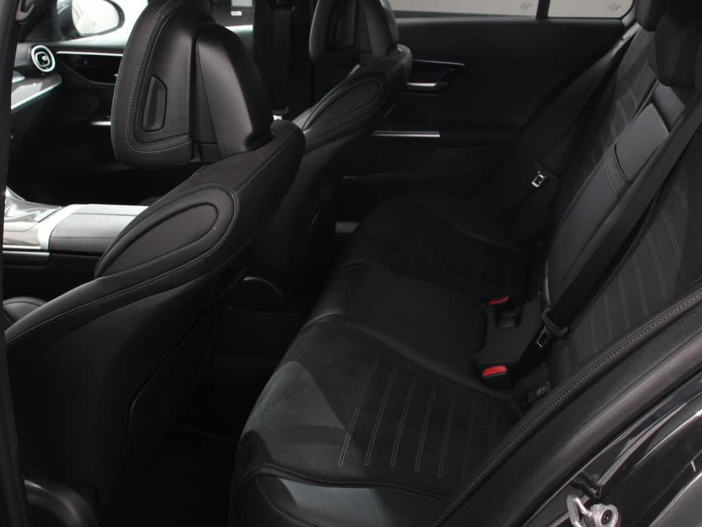 Mercedes-Benz C-Klasse Estate 200 AMG Line thumbnail 9