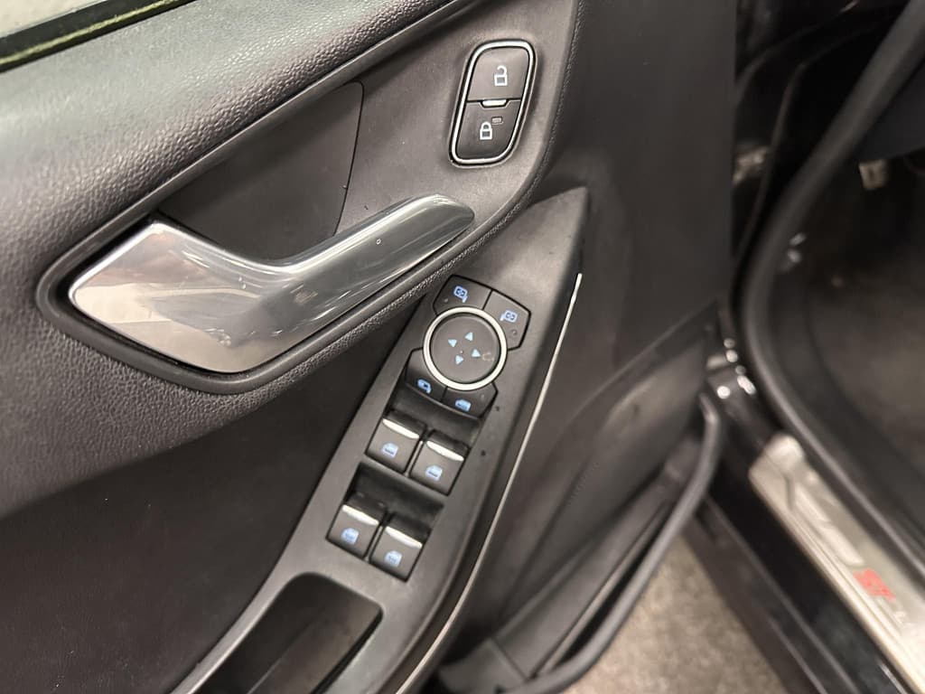 Ford Fiesta 1.0 EcoBoost ST-Line 125PK 6V thumbnail 11