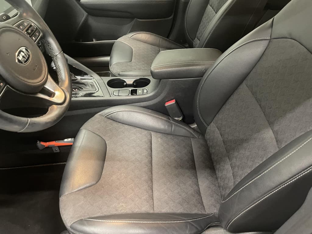 Kia Niro 1.6 GDi Hybrid DynamicLine thumbnail 14