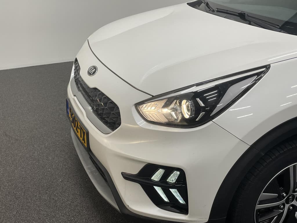 Kia Niro 1.6 GDi Hybrid DynamicLine thumbnail 25