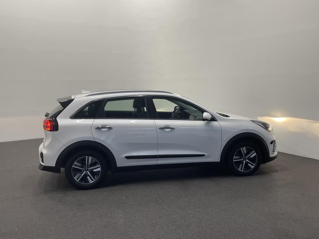 Kia Niro 1.6 GDi Hybrid DynamicLine thumbnail 6