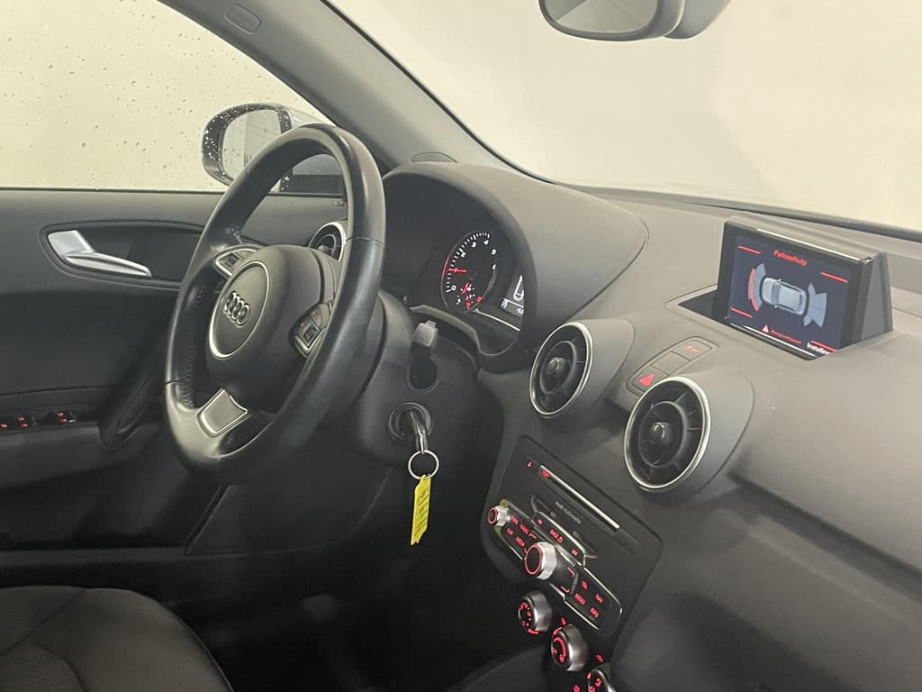 Audi A1 Sportback 1.0 TFSI thumbnail 17