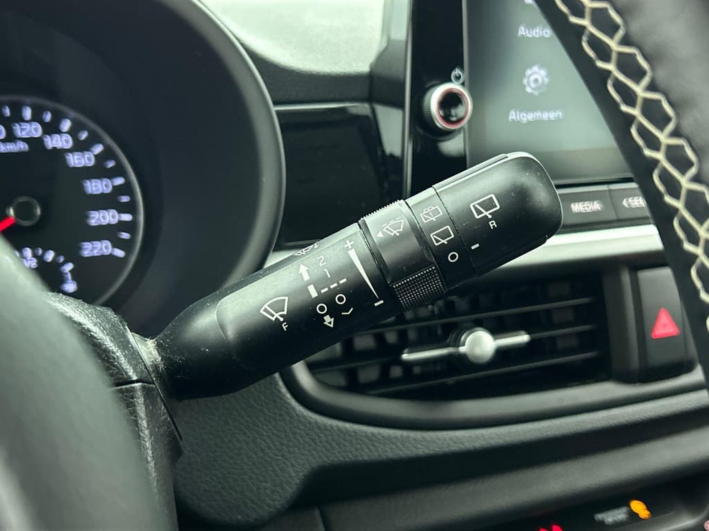 Kia Picanto 1.0 DPi DynamicLine Automaat thumbnail 9