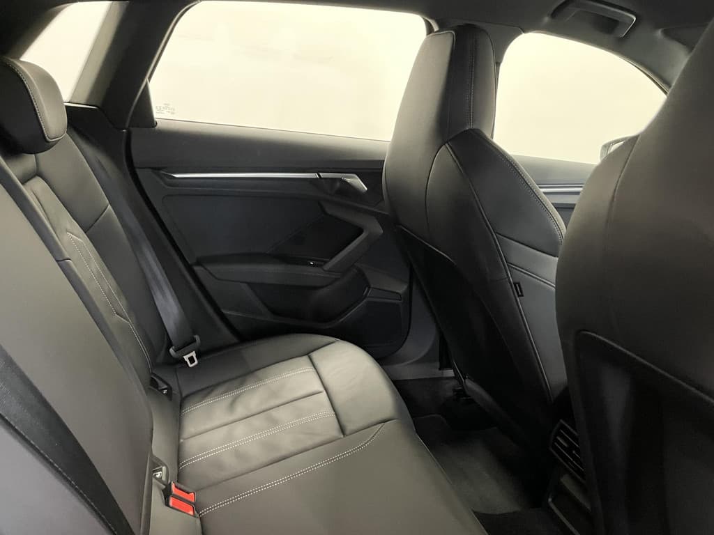 Audi A3 Sportback 30 TFSI S edition thumbnail 13