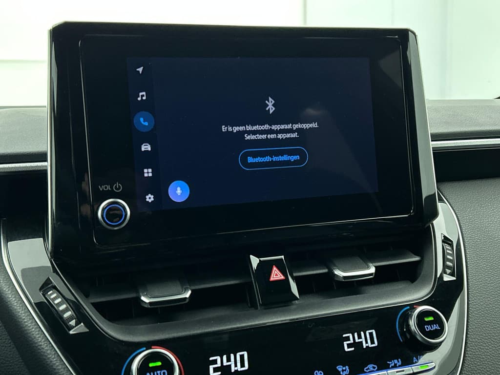 Toyota Corolla Touring Sports 1.8 Hybrid Business Plus thumbnail 14