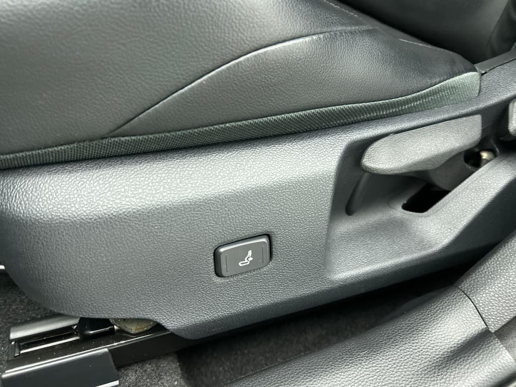 Toyota Corolla Touring Sports 1.8 Hybrid Business Plus thumbnail 19