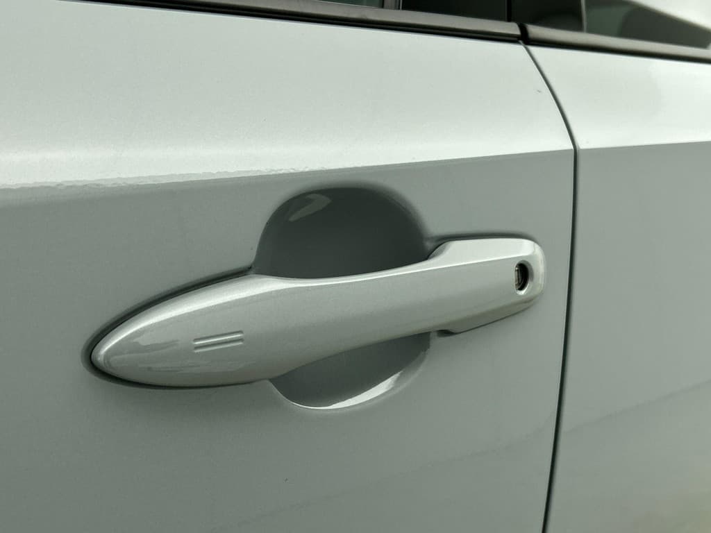 Toyota Corolla Touring Sports 1.8 Hybrid Business Plus thumbnail 24