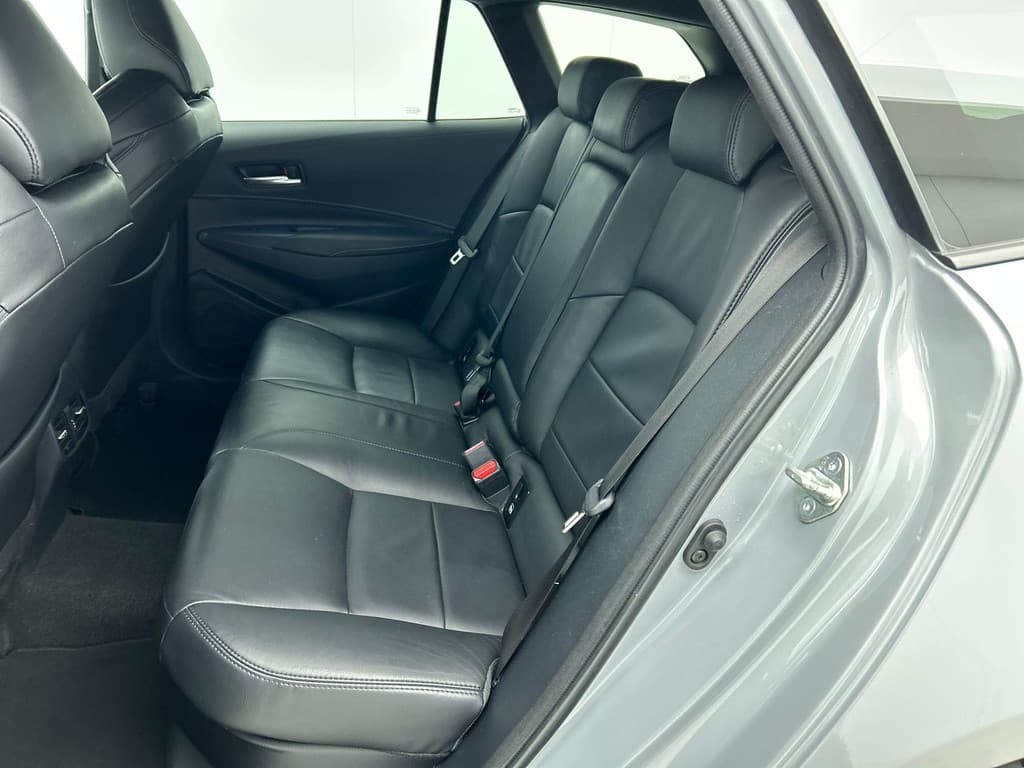 Toyota Corolla Touring Sports 1.8 Hybrid Business Plus thumbnail 27