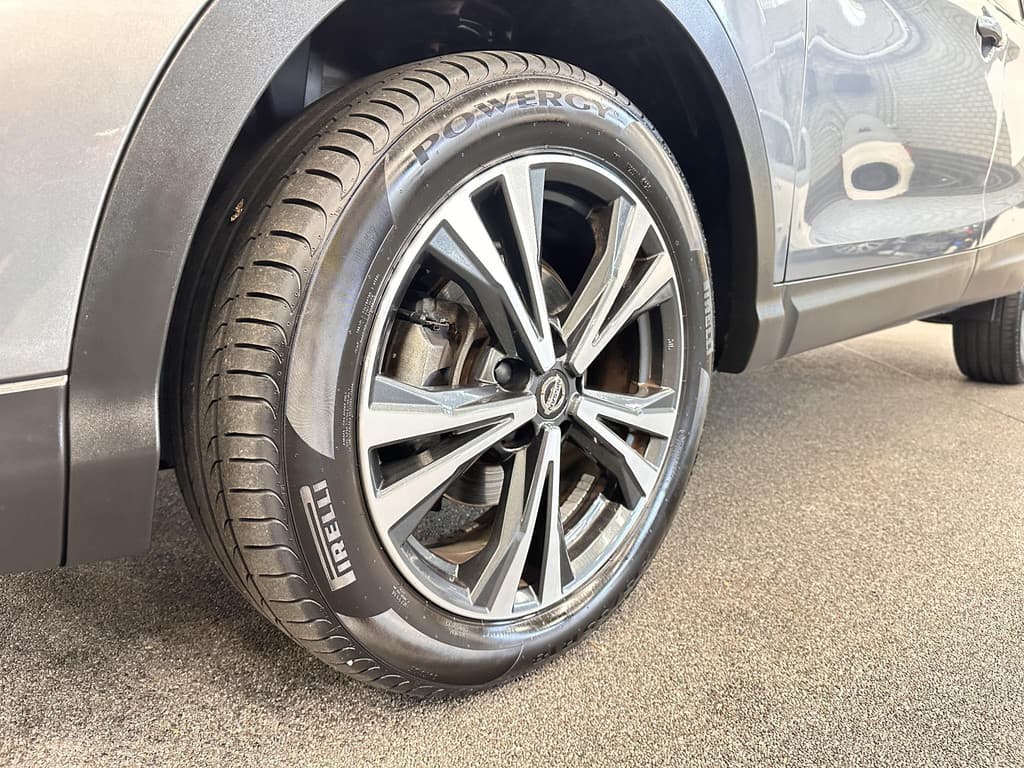 Nissan QASHQAI 1.3 DIG-T N-Connecta thumbnail 3