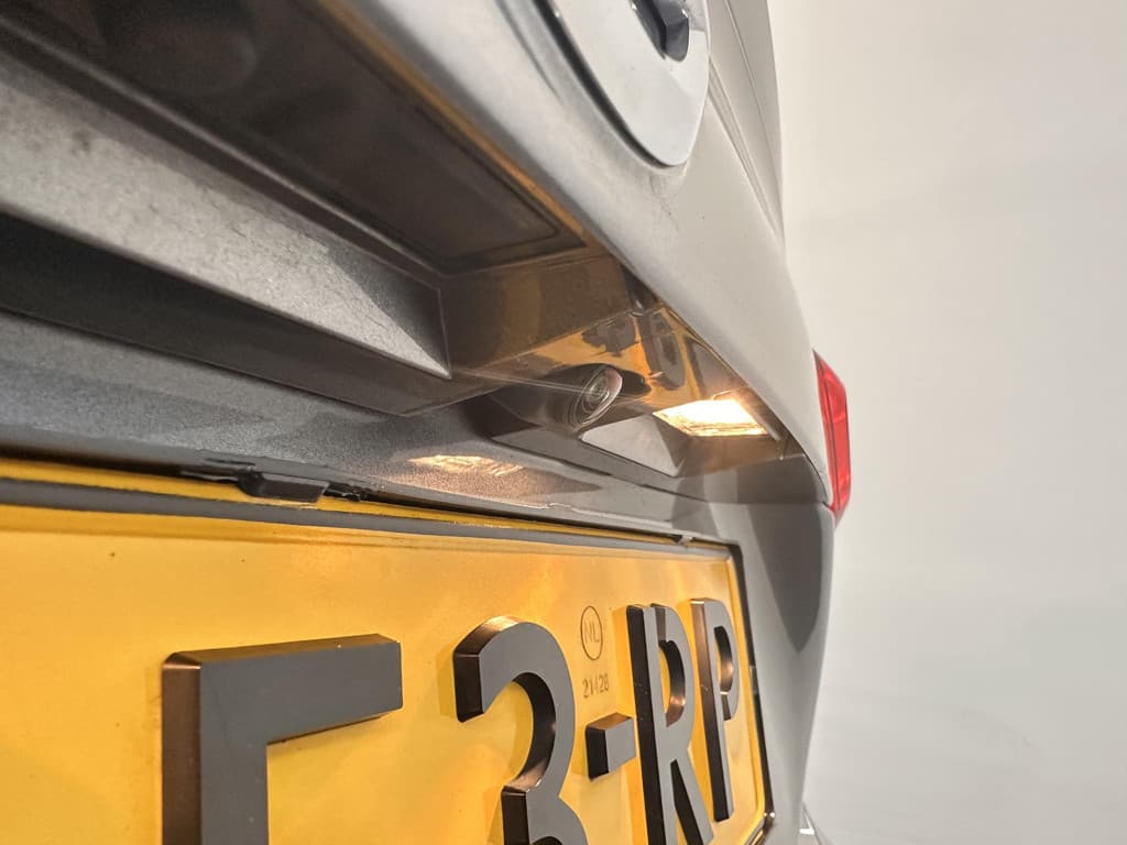 Nissan QASHQAI 1.3 DIG-T N-Connecta thumbnail 9