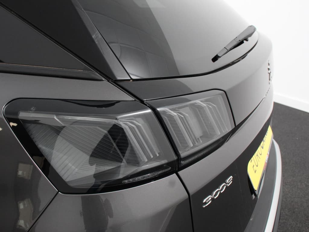 Peugeot 3008 1.6 Hybrid 225PK Allure Pack thumbnail 9