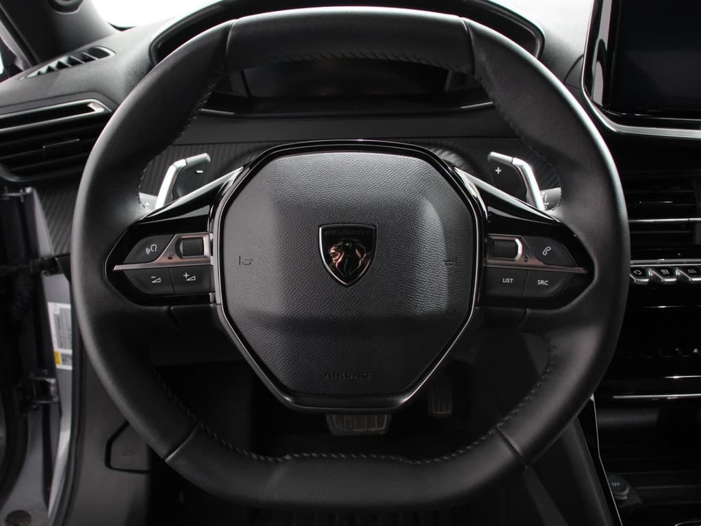 Peugeot 2008 1.2 Hybrid 136 pk Automaat Allure thumbnail 16