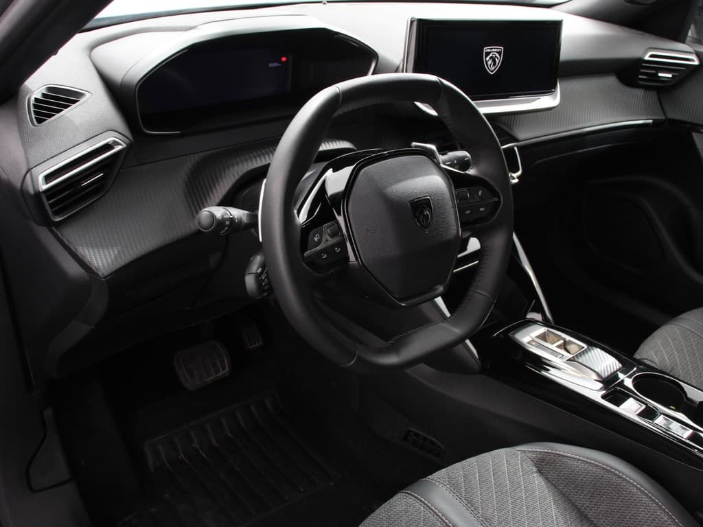 Peugeot 2008 1.2 Hybrid 136 pk Automaat Allure thumbnail 2