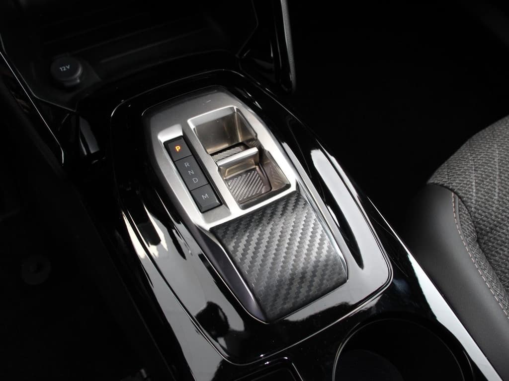 Peugeot 2008 1.2 Hybrid 136 pk Automaat Allure thumbnail 21