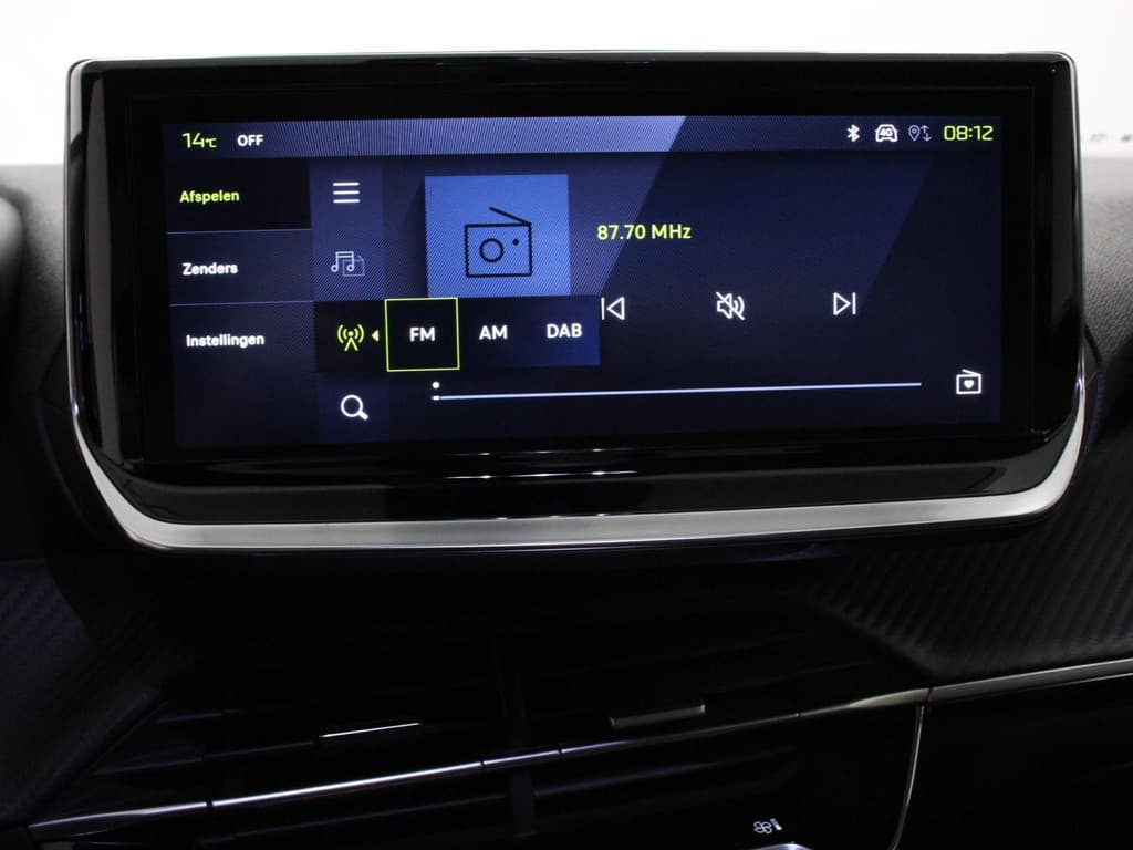 Peugeot 2008 1.2 Hybrid 136 pk Automaat Allure thumbnail 25