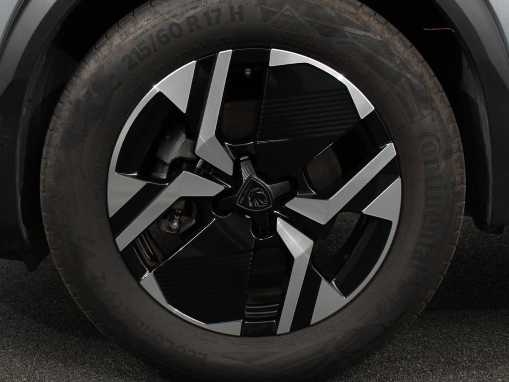 Peugeot 2008 1.2 Hybrid 136 pk Automaat Allure thumbnail 33