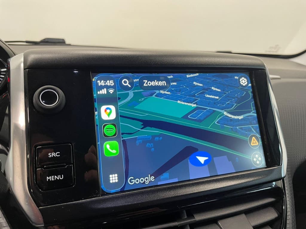 Peugeot 2008 1.2 PureTech Allure thumbnail 22