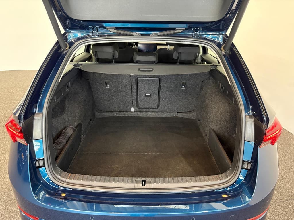 Škoda Octavia Combi 1.0 e-TSI Business Edition thumbnail 23