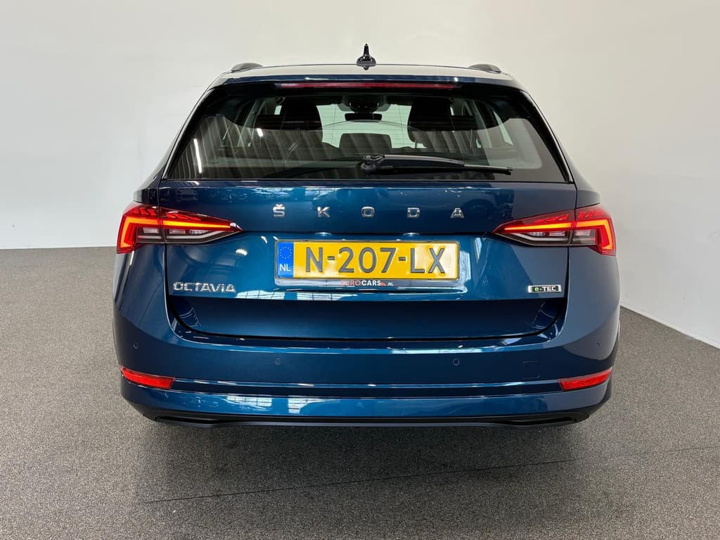 Škoda Octavia Combi 1.0 e-TSI Business Edition thumbnail 7