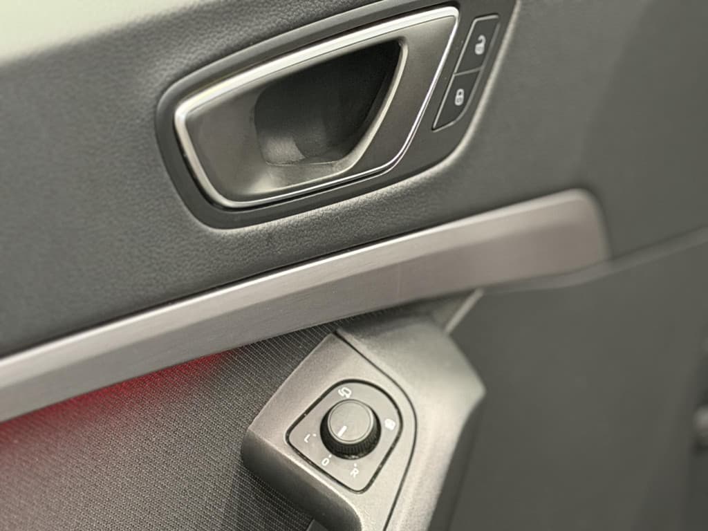 SEAT Ateca 1.5 TSI DSG7 Aut. FR Business Intense thumbnail 13