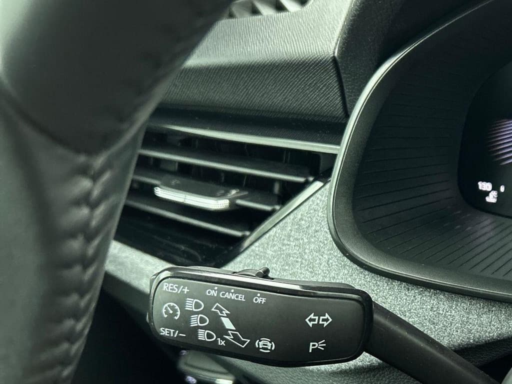 Škoda Kamiq 1.0 TSI Business Edition DSG thumbnail 24