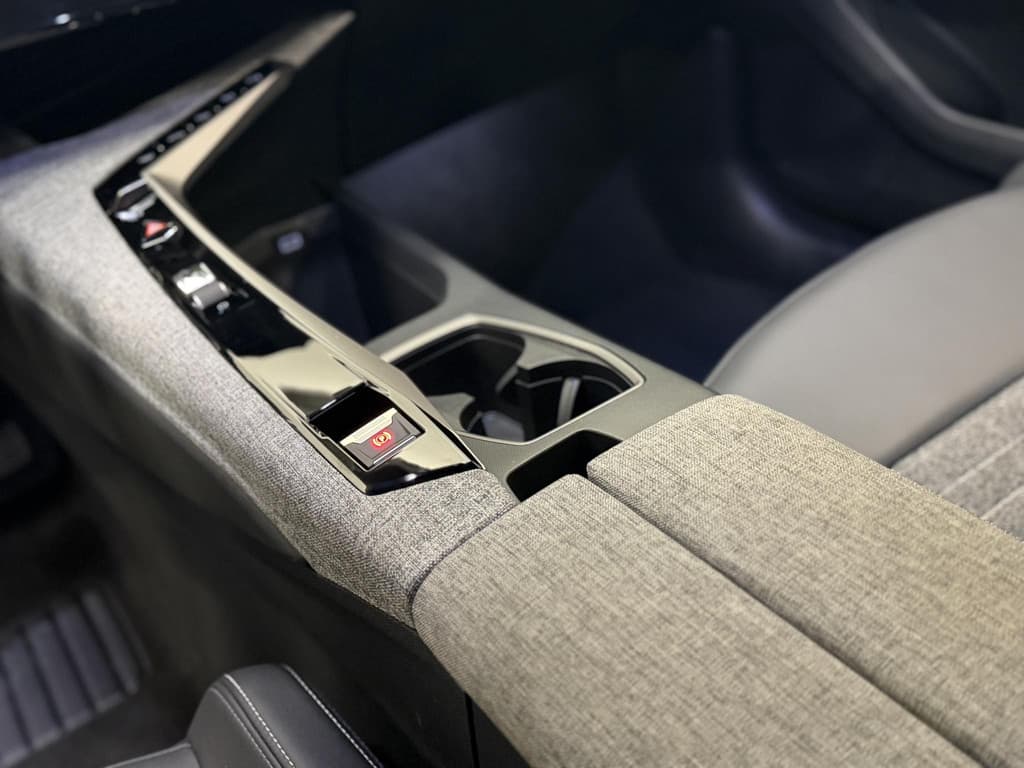 Peugeot 5008 1.2 Hybrid 136pk Allure Automaat thumbnail 26