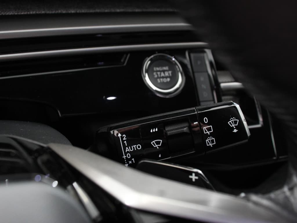 Peugeot 5008 1.2 Hybrid 136pk Allure Automaat thumbnail 27