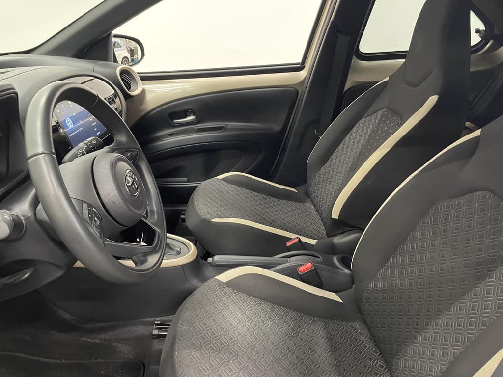 Toyota Aygo X 1.0 VVT-i Automaat Pulse thumbnail 13