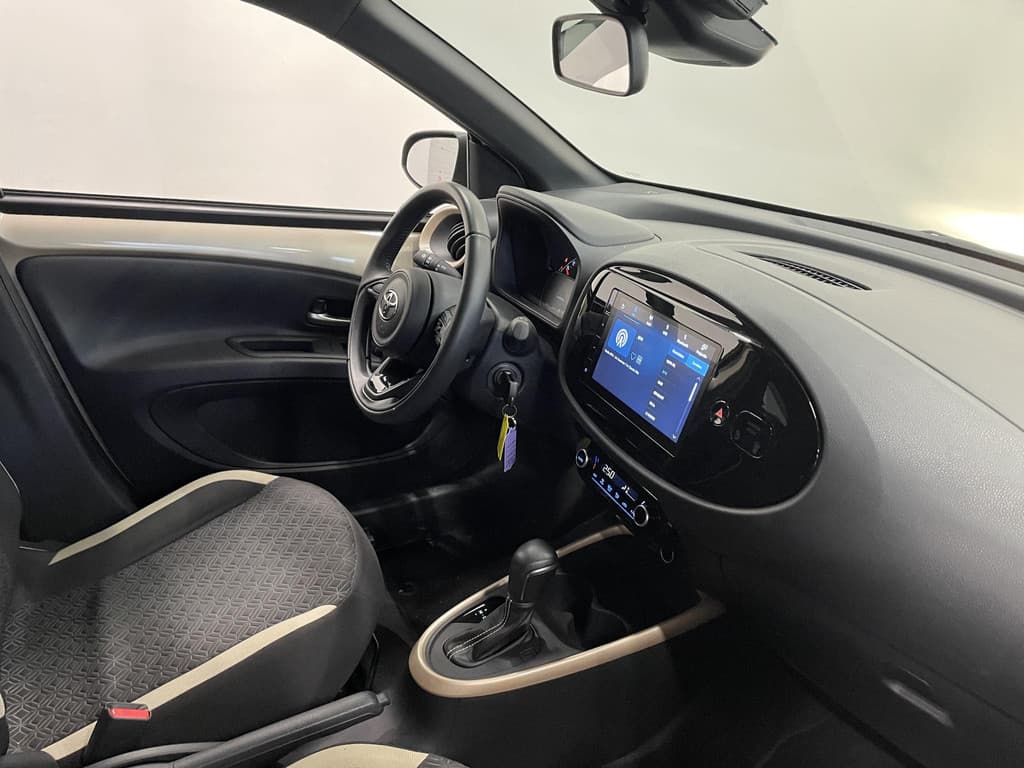 Toyota Aygo X 1.0 VVT-i Automaat Pulse thumbnail 14