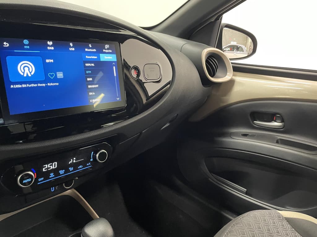 Toyota Aygo X 1.0 VVT-i Automaat Pulse thumbnail 17