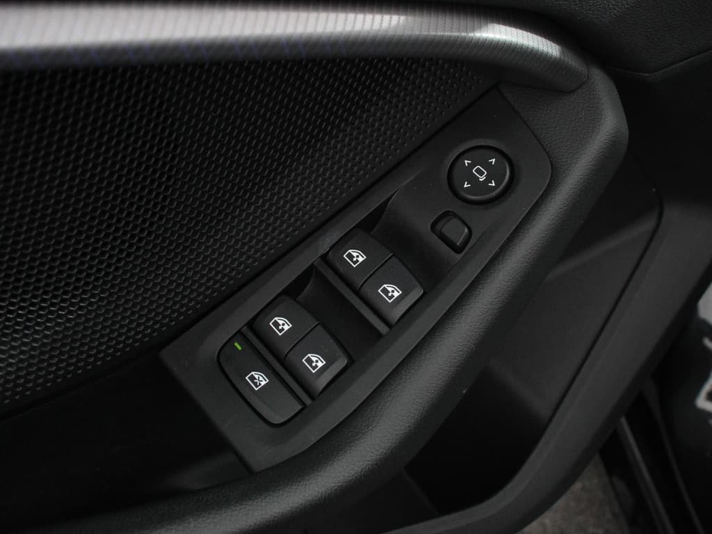 BMW 1-serie 118i Automaat High Executive thumbnail 12