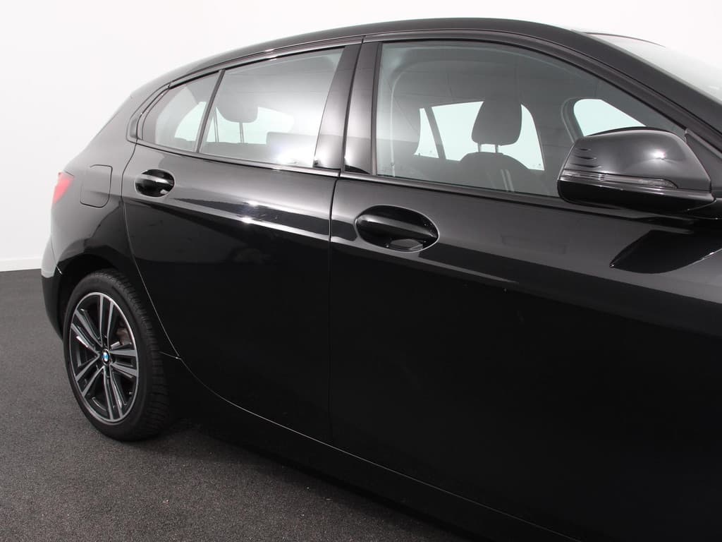 BMW 1-serie 118i Automaat High Executive thumbnail 31