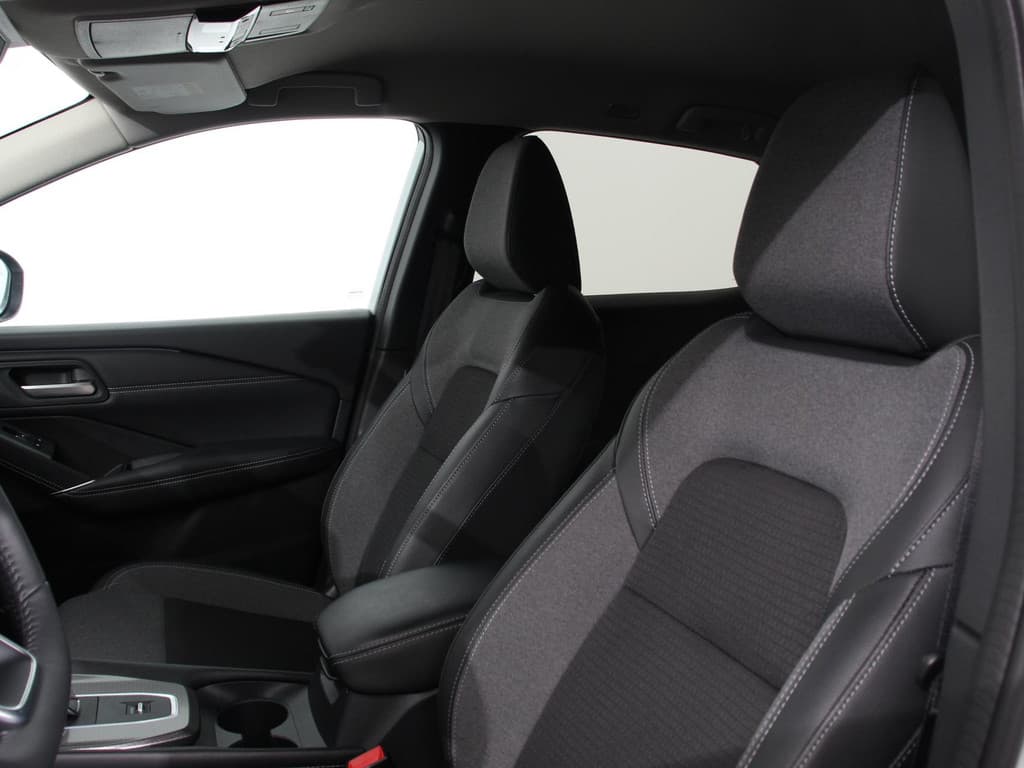 Nissan QASHQAI 1.3 MHEV Automaat N-Connecta thumbnail 10