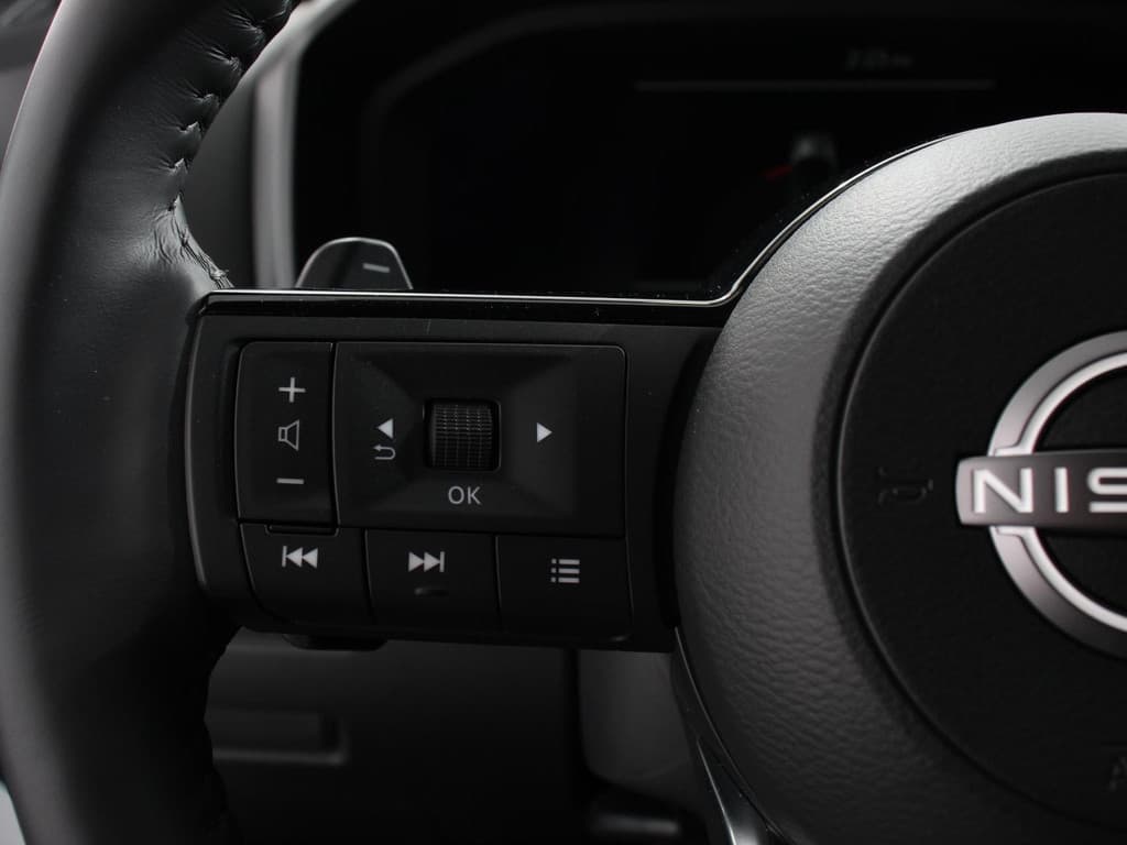 Nissan QASHQAI 1.3 MHEV Automaat N-Connecta thumbnail 15